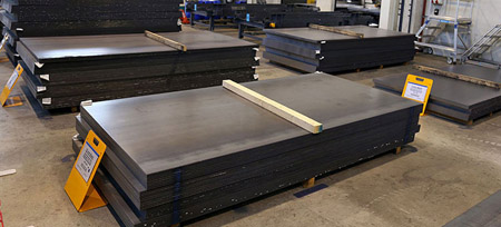 What is A516 Grade70 steel plate equivalent?